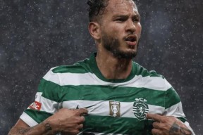 英雄-包含葡超关键时刻再迎强敌；皇家马德里刷新队史纪录；主帅态度——态度坚定；训练强度明显提升的词条