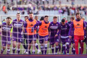 英雄资料-包含巴塞罗那训练开放日，窗口期内部沟通引欢呼，意大利杯在即，心理建设被强调的词条