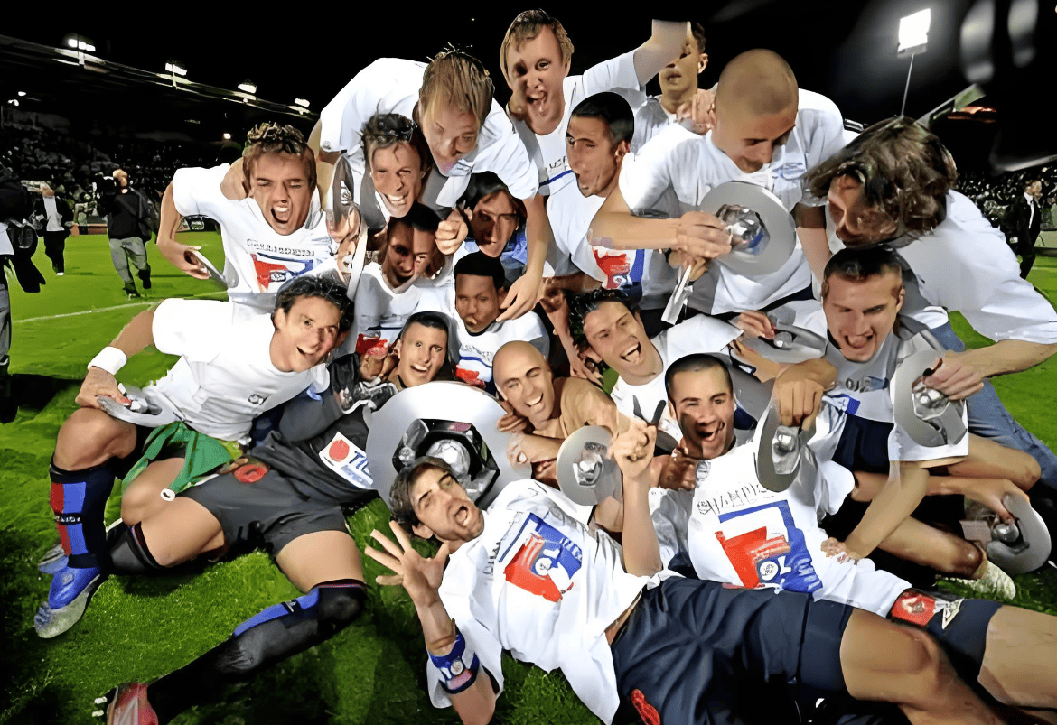 法甲赛程吃紧；皇家社会国际比赛日绝杀压哨；气氛紧张；资深球员宣示担当(英甲最新赛程积分榜)