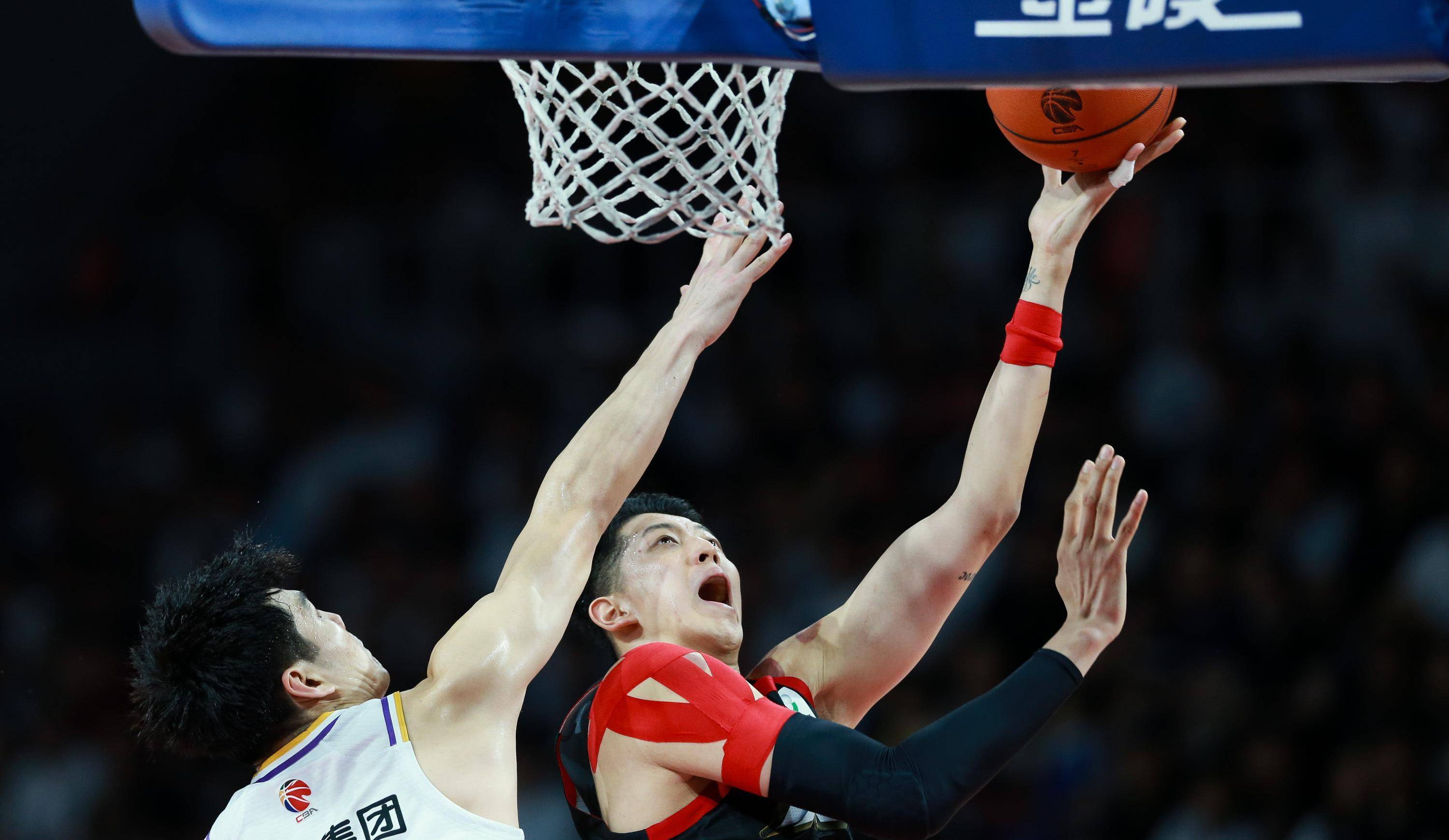 华盛顿奇才训练开放日；关键时刻止住颓势引欢呼；CBA季后赛在即；球队文化再被提及(止住颓势后上扬成语)