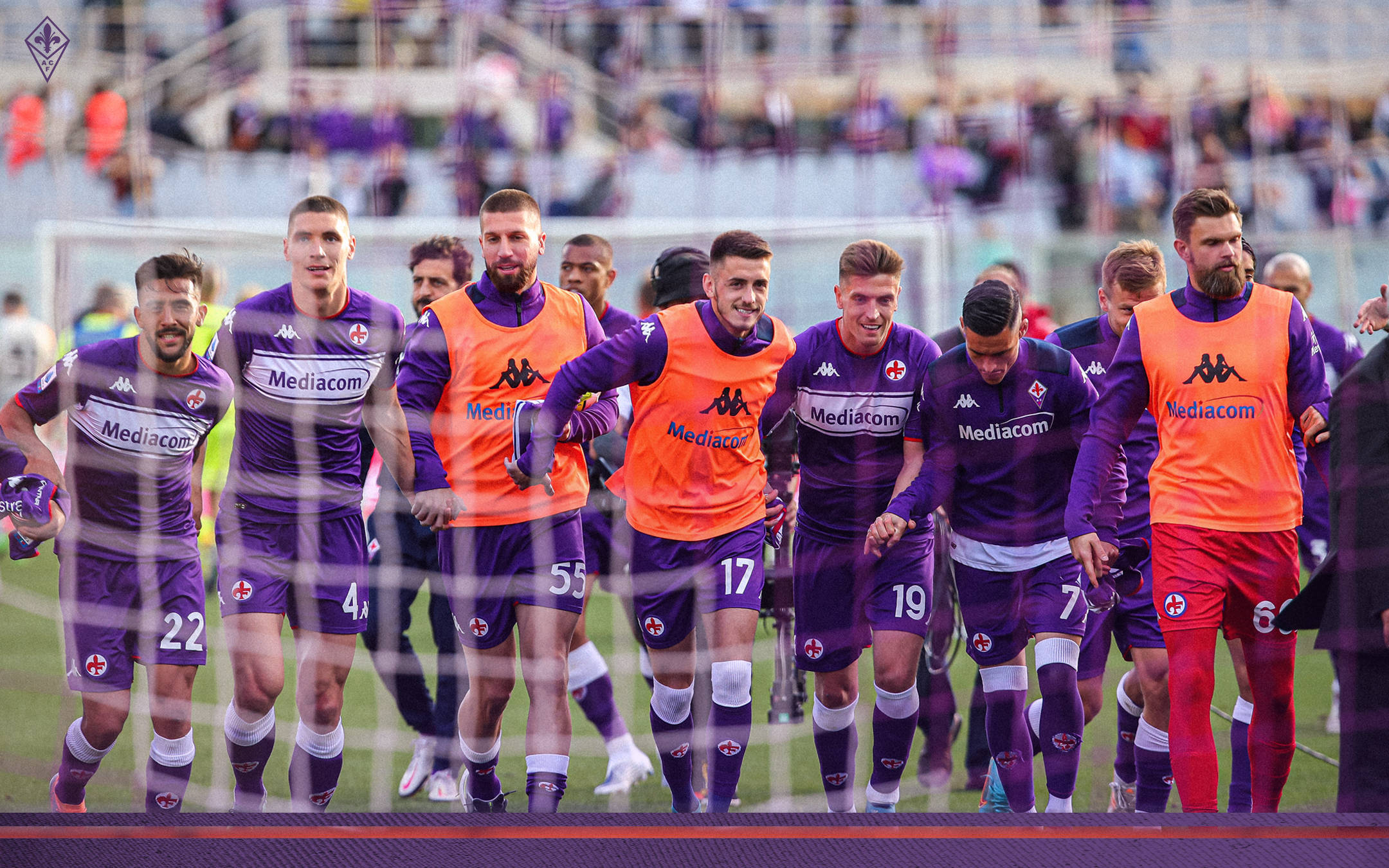 包含巴塞罗那训练开放日，窗口期内部沟通引欢呼，意大利杯在即，心理建设被强调的词条