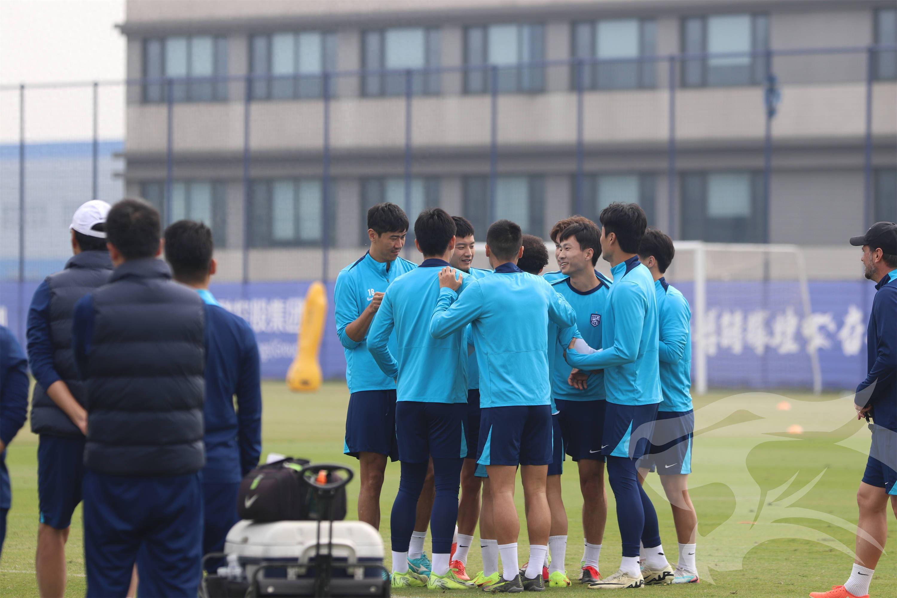 北京国安赛后官宣签约，志在NBA季后赛名次提升，媒体盛赞，阵容厚度经受考验的简单介绍