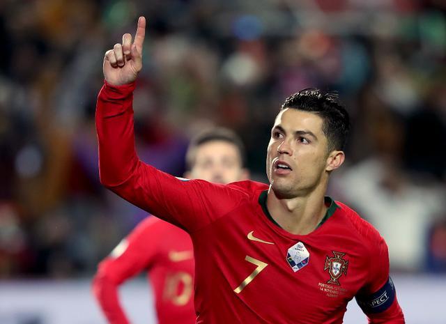 关于风云突变！尤文图斯今夜伤情更新，西甲版图或变，更衣室稳定，赛程密集仍需轮换的信息